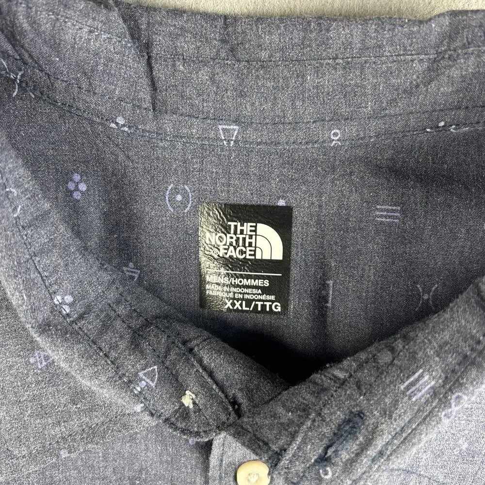 The North Face Men’s Short Sleeve Size 2XL Dark Gray Button Up Shirt Design